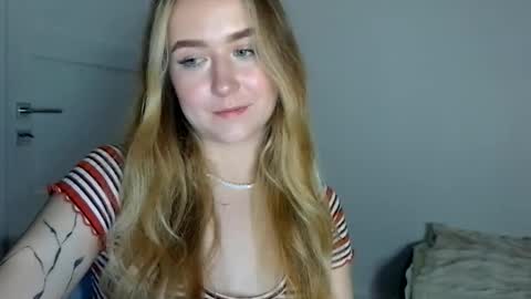 Snapshot of lulu_baby1 chatting on May 31, 2026, 8:10 pm Lulu Baby18 online show from May 31, 2026, 8:10 pm