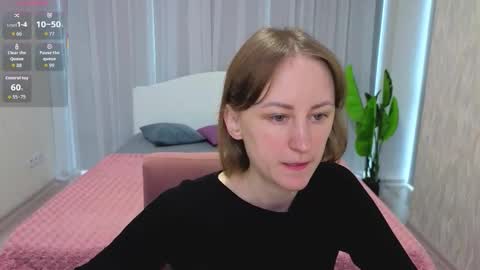Lily online show from October 7, 2025, 10:34 am