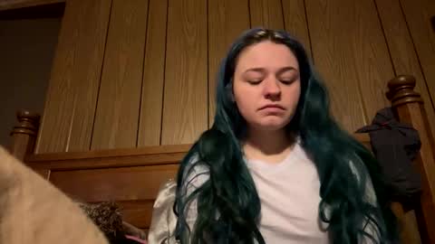 Connie online show from December 16, 2025, 1:05 pm