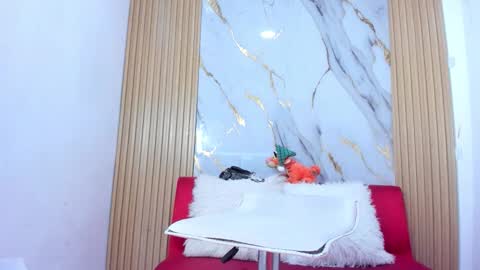 LULU online show from March 19, 2026, 1:48 pm