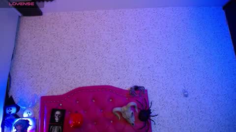 Luly online show from November 4, 2025, 4:55 am