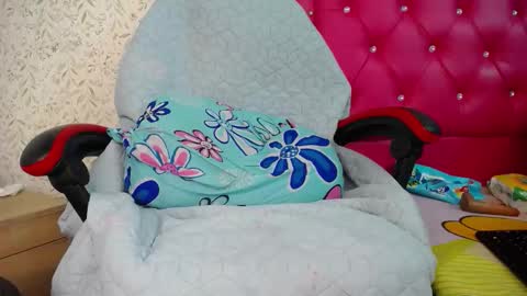 Luly online show from November 29, 2025, 4:10 pm