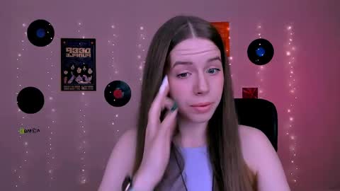Sweet Lumi online show from May 27, 2026, 7:27 am