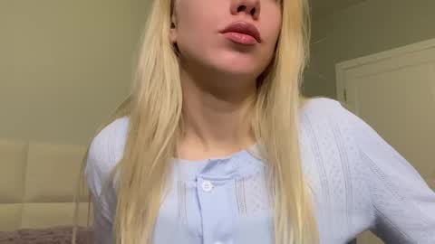 Catherine online show from April 14, 2026, 7:31 pm