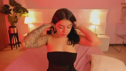 lummii_ online show from May 30, 2026, 7:33 pm