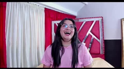 Luna  online show from September 17, 2025, 9:27 pm