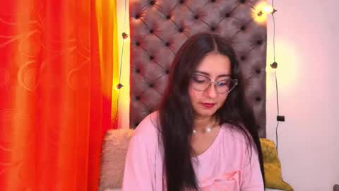 Luna  online show from January 6, 2026, 10:12 pm