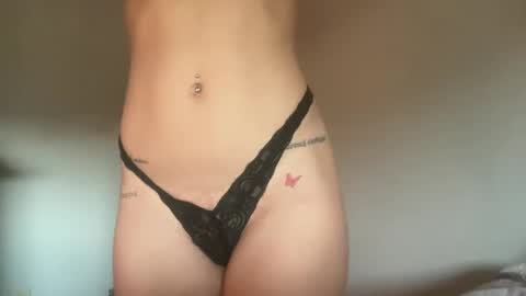 Luna online show from September 14, 2025, 9:25 pm