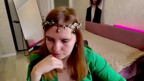 Luna online show from May 31, 2026, 7:04 pm