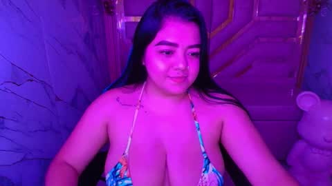 Snapshot of luna__r_ chatting on April 23, 2026, 3:30 am Luna online show from April 23, 2026, 3:30 am