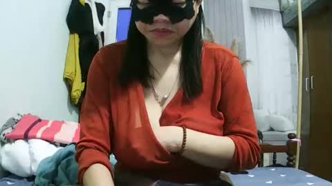 luna_beauty25 online show from February 24, 2026, 10:52 pm