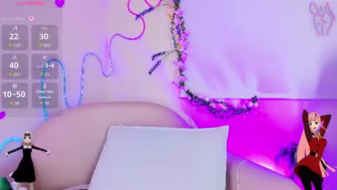 Snapshot of luna_bella_23 chatting on July 17, 2026, 4:30 am luna_bella_23 online show from July 17, 2026, 4:30 am
