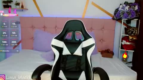 Luna online show from January 7, 2026, 9:50 pm