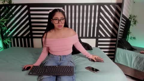 luna_cute14 online show from December 22, 2025, 7:55 pm