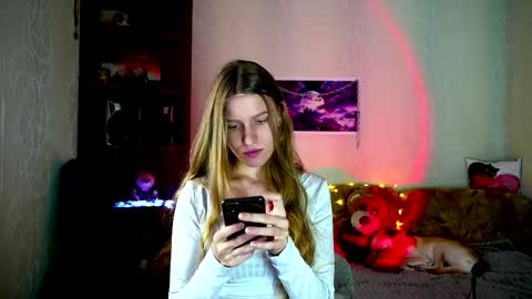 Snapshot of luna_evan chatting on October 29, 2025, 7:54 am luna_evan online show from October 29, 2025, 7:54 am