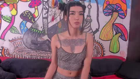 luna_gc online show from April 7, 2026, 11:48 pm