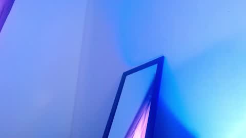 luna_hazard online show from March 6, 2025, 2:40 pm