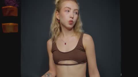 Elizabeth online show from January 16, 2026, 4:33 pm