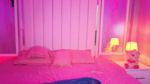 luna_hot_ass online show from April 12, 2026, 9:09 pm