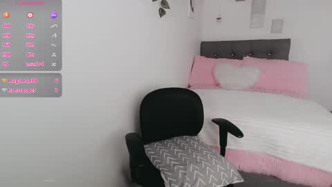 luna online show from December 17, 2025, 1:39 pm