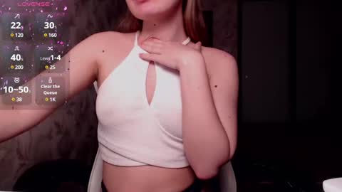 Luna online show from December 10, 2024, 4:06 pm