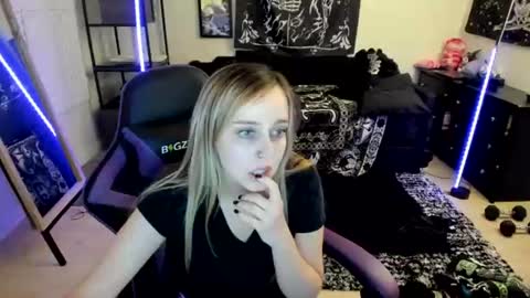 Luna online show from July 2, 2026, 4:07 am