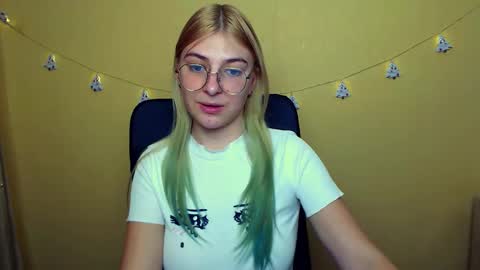 Luna online show from December 7, 2024, 12:13 pm