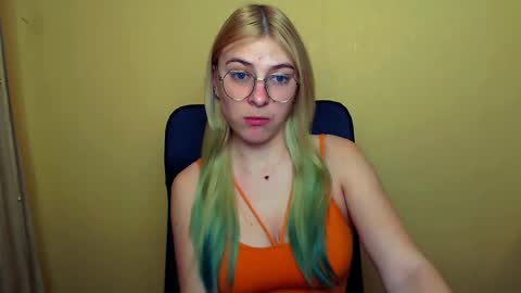 Luna online show from January 9, 2025, 11:25 am