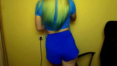 Luna online show from January 25, 2025, 8:21 am