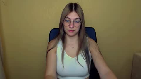 Luna online show from September 10, 2025, 8:47 am