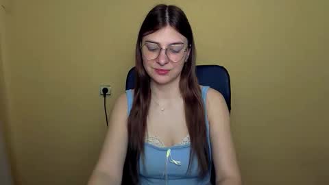 Luna online show from February 28, 2026, 8:04 am