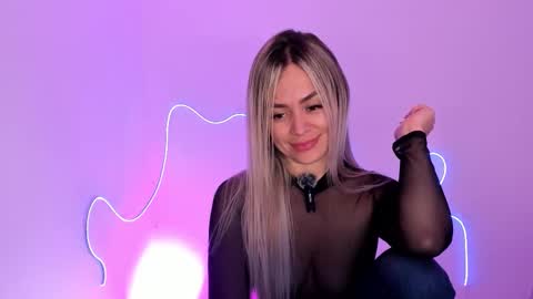 Snapshot of luna_marquez_ chatting on November 25, 2025, 11:54 am Luna Marquez online show from November 25, 2025, 11:54 am