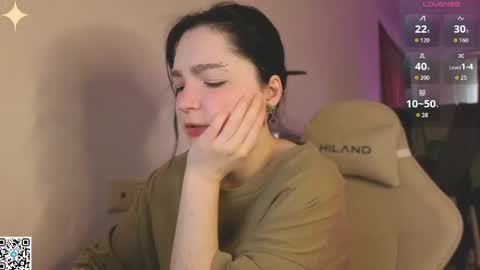 Luna online show from April 16, 2026, 1:06 am