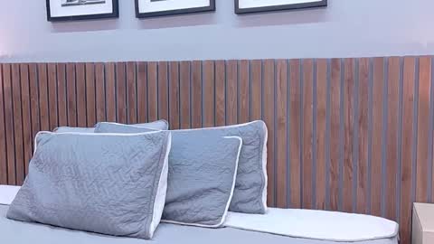 LUNA  online show from March 3, 2026, 12:44 pm