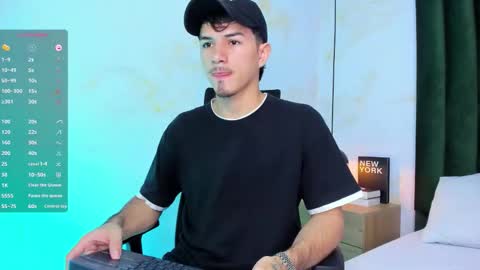 Luna Stanford online show from December 5, 2025, 7:54 pm