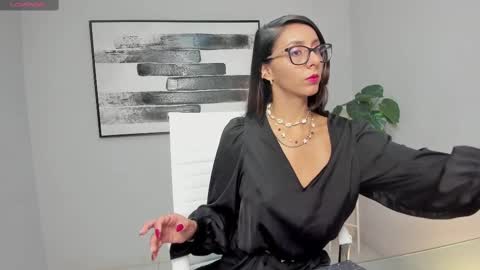 luna online show from February 15, 2025, 12:22 pm