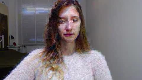 L U N A  online show from October 15, 2025, 5:51 am