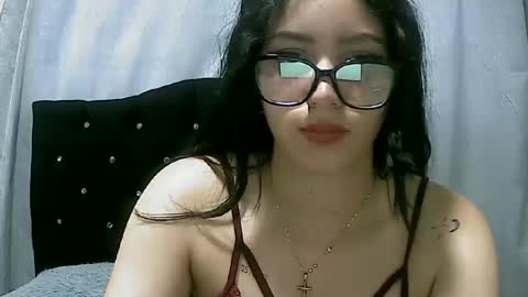 lunaa_sub online show from February 18, 2025, 11:08 pm