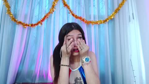 Luna online show from December 24, 2024, 6:06 pm