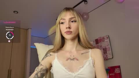 Snapshot of lunainnk chatting on December 4, 2025, 12:20 am Luna online show from December 4, 2025, 12:20 am