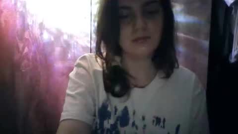 lunamoody online show from September 18, 2025, 8:33 pm