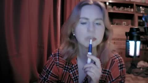 lunamystique_ online show from February 12, 2026, 5:08 pm