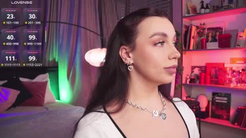 Luna  next streams Mon Fri Sat Sun 8pm-5am gmt0 online show from February 8, 2025, 9:25 pm