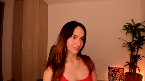 luna online show from October 19, 2025, 10:43 pm