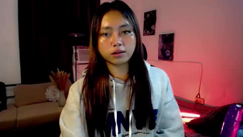 Snapshot of lunapinay chatting on April 18, 2026, 7:07 pm Luna online show from April 18, 2026, 7:07 pm