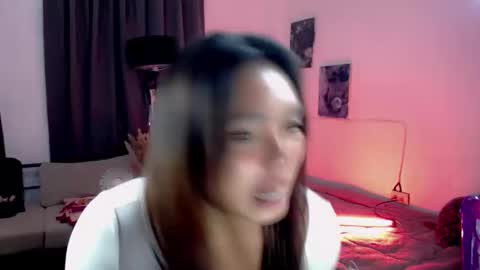 Snapshot of lunapinay chatting on April 21, 2026, 1:42 am Luna online show from April 21, 2026, 1:42 am