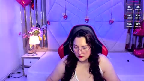 Luna online show from February 16, 2026, 5:36 am