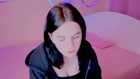 Snapshot of lunariaas chatting on April 15, 2026, 7:58 pm Valeria online show from April 15, 2026, 7:58 pm