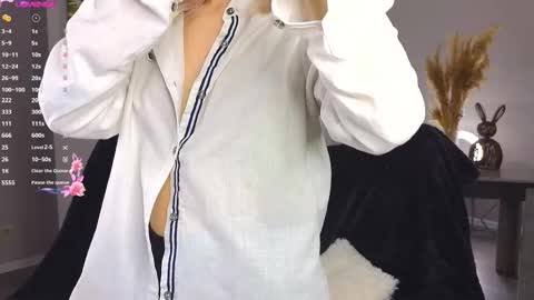 Kelly online show from September 25, 2025, 3:05 pm