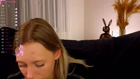 Kelly online show from November 9, 2025, 2:37 pm